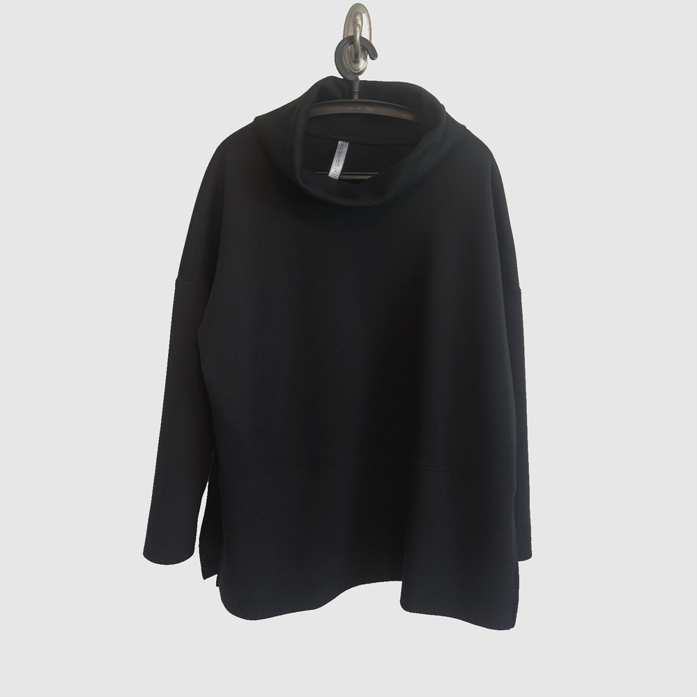 Dear Scarlett Womens Black Pullover Tunic Top 1X Relaxed Fit Cowl Neck Whimsical